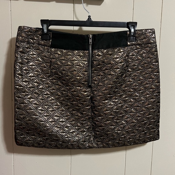 Basement quilt gold black mini skirt size medium limited edition - Picture 3 of 6